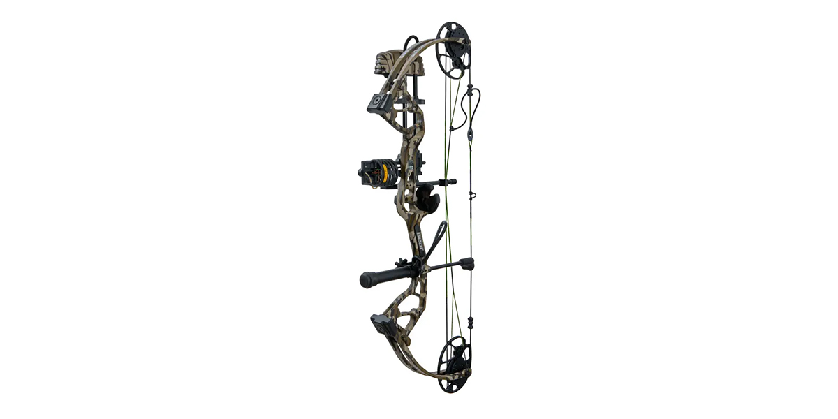 Bear Archery Gamekeeper JR RTH youth compound bow in Mossy Oak Bottomland, 2.7 lbs, with Whisker Biscuit and 3-pin sight.